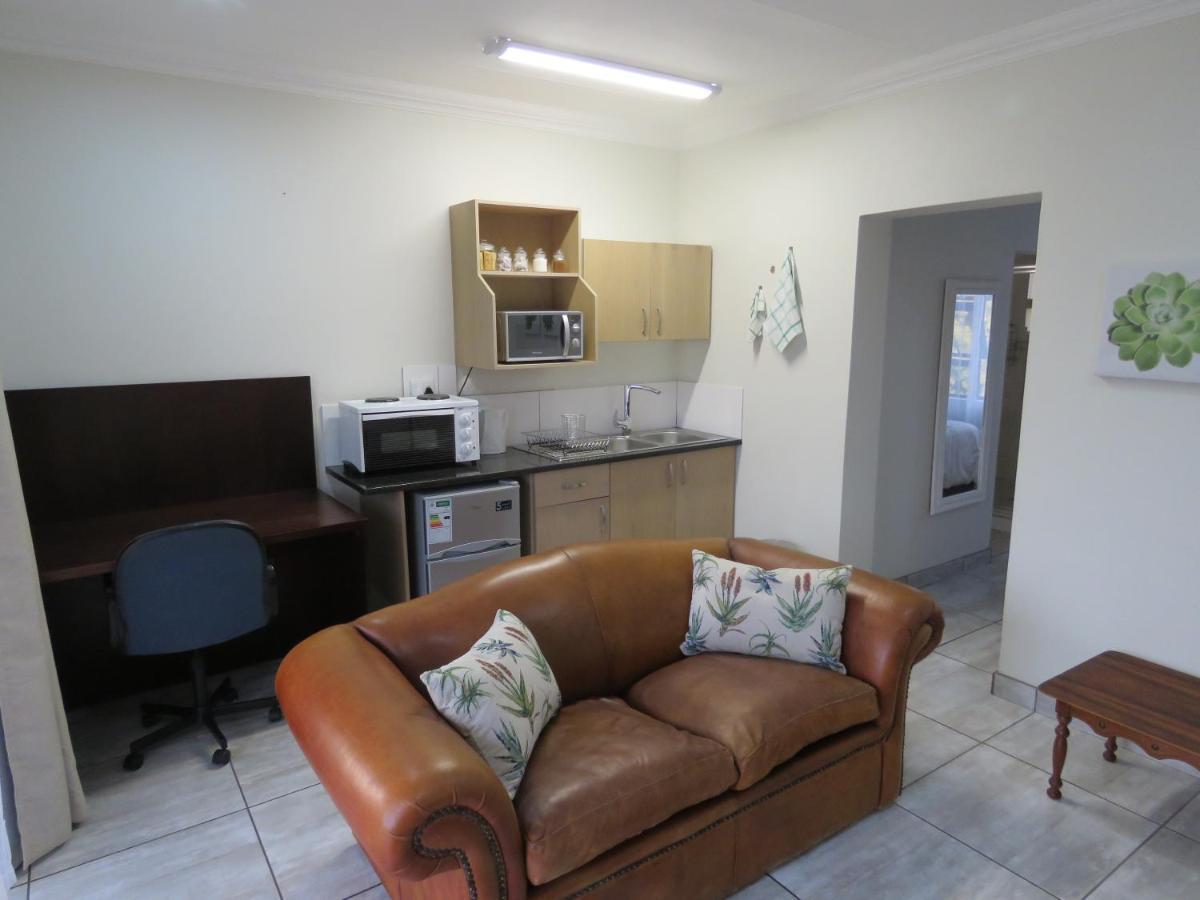 Sunbird Garden Cottage Pretoria-Noord Zimmer foto